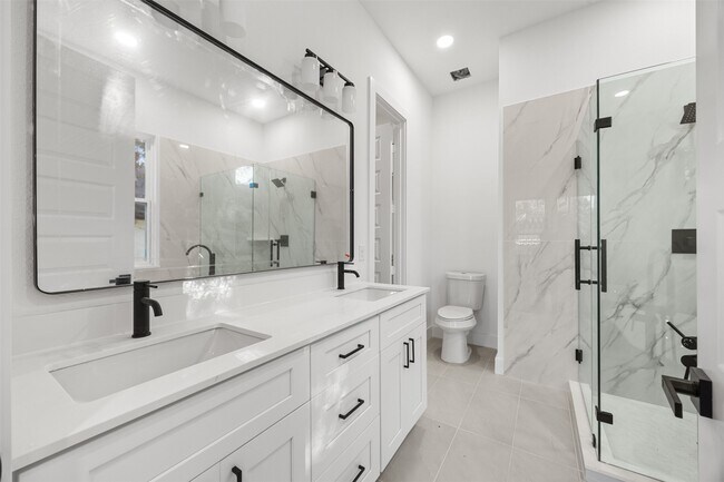 Building Photo - 610 Lettie St