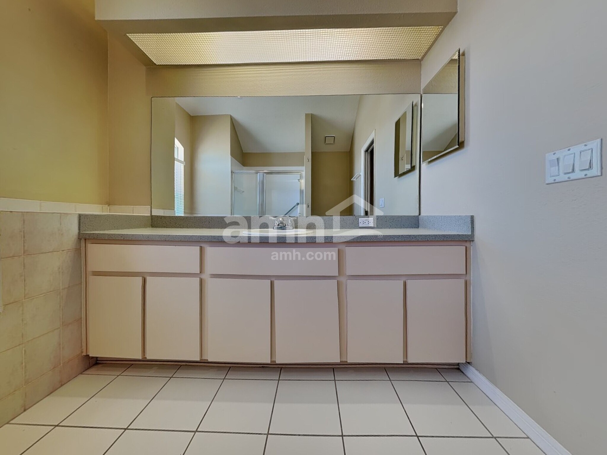 Building Photo - 8850 Napa Loop