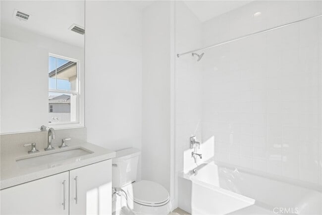 Building Photo - 151 Paddlewheel