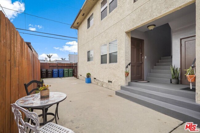 Building Photo - 11810 Felton Ave