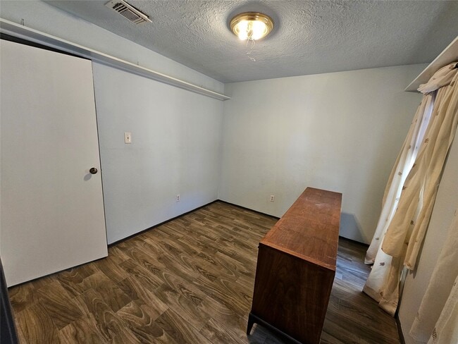 Building Photo - 8319 Wind Veil Dr