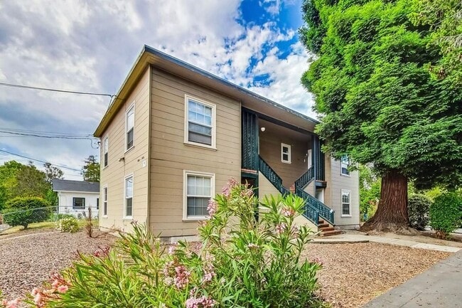 Building Photo - 1814 10th Street-