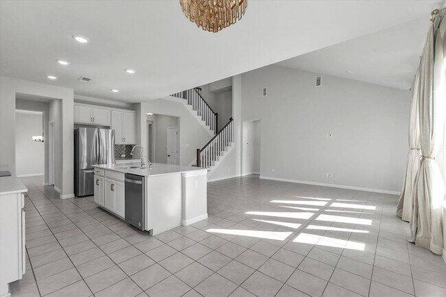 Building Photo - 19321 Hartwell Dr