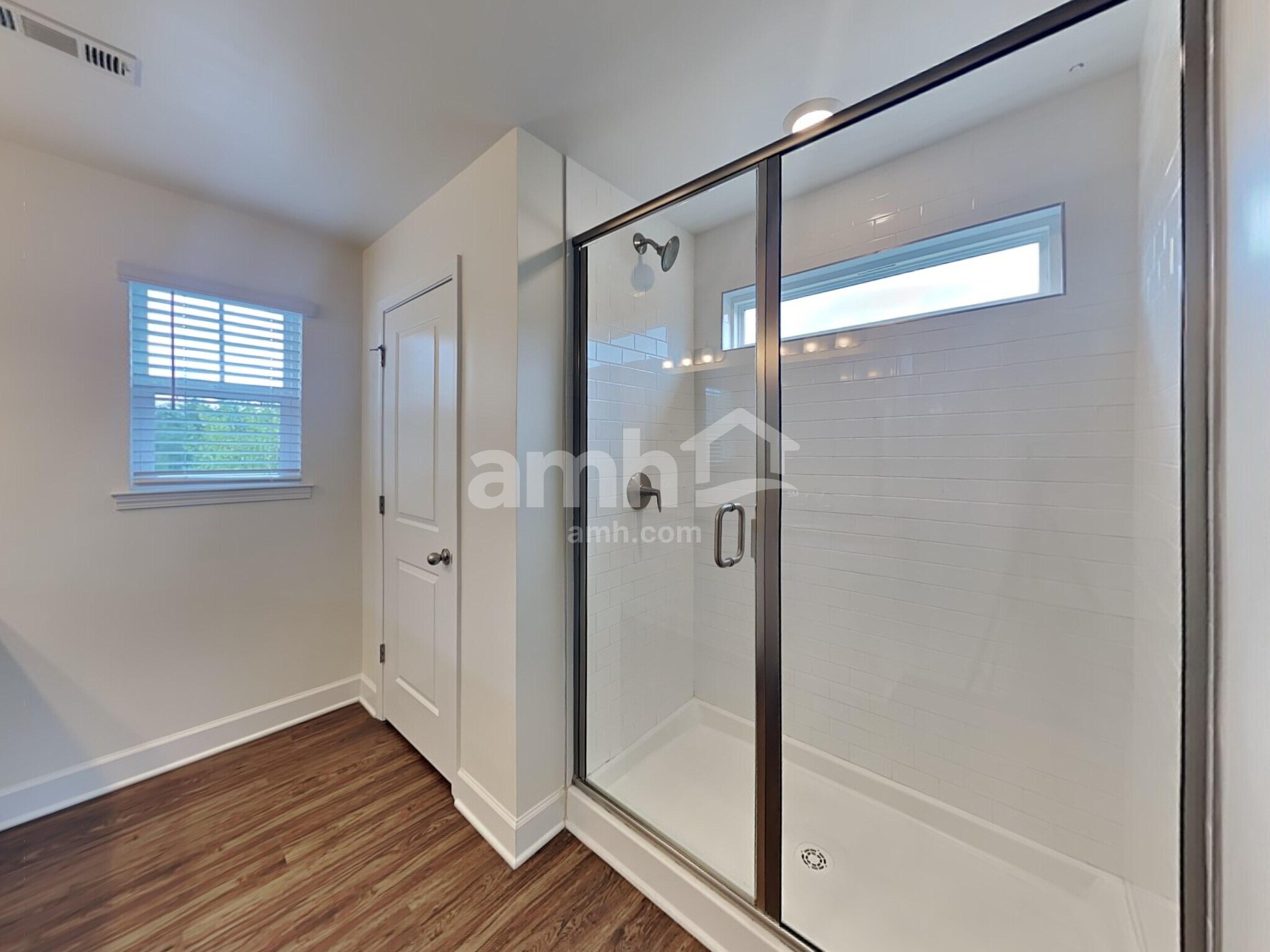 Building Photo - 5298 Lake Maxwell Dr