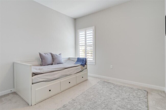 Building Photo - 4121 Berkman Dr