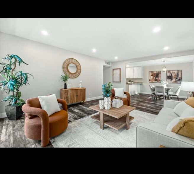 Building Photo - 310 Tradewinds Dr