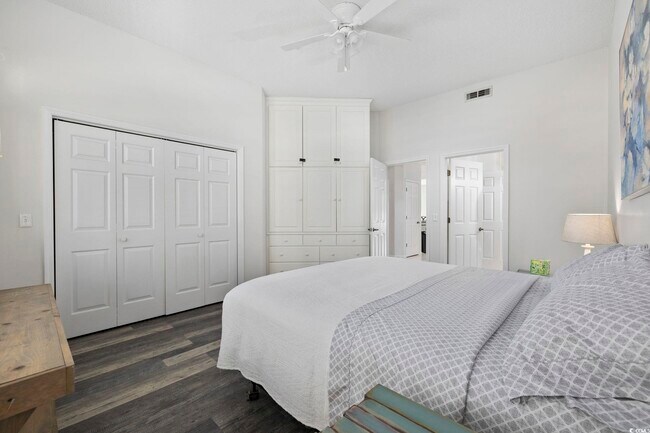 Building Photo - 1221 Tidewater Dr