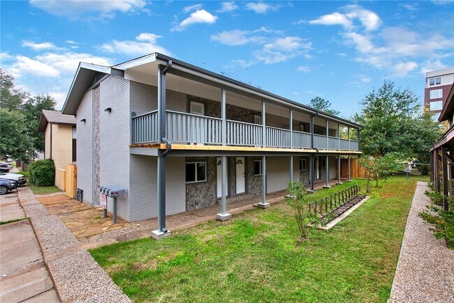 Building Photo - 513 Boyett St