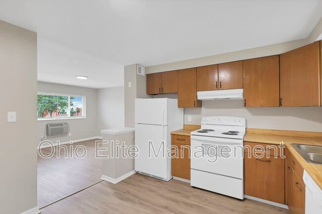Building Photo - 1029 Binns Blvd