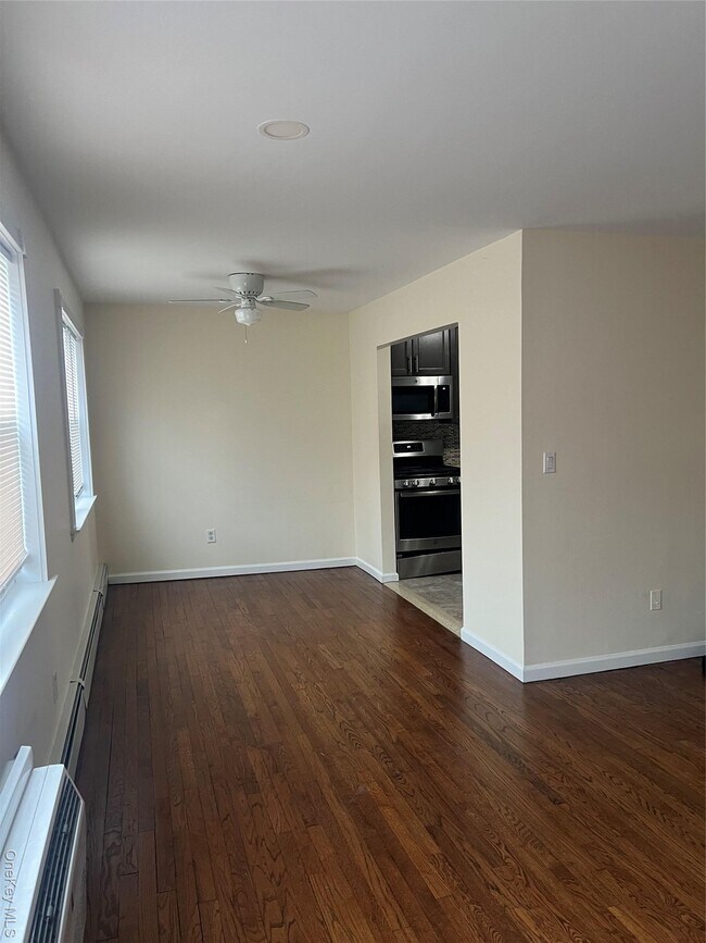 Building Photo - 239 N Middletown Rd