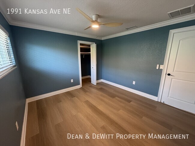 Building Photo - 1991 Kansas Ave NE