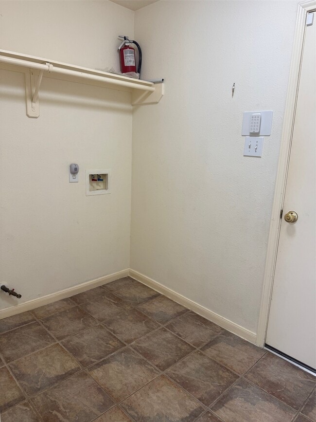 Building Photo - 12918 Stratford Mill Ln