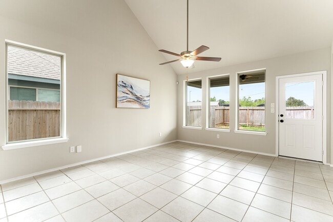 Building Photo - 5014 Aspen Orch Dr