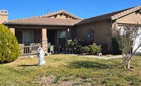 Building Photo - 3 bedroom 2 bath in Moreno Valley