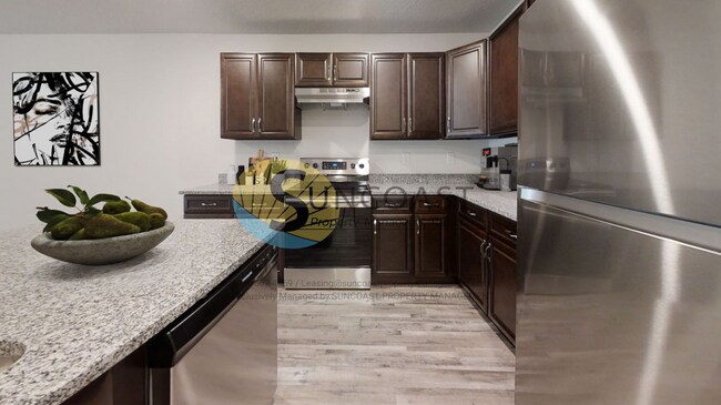 Building Photo - Spacious 3BD/2BA