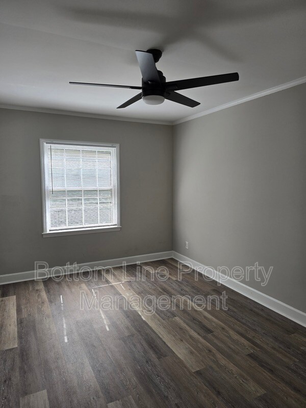 Building Photo - 5949 Quail Hollow Rd