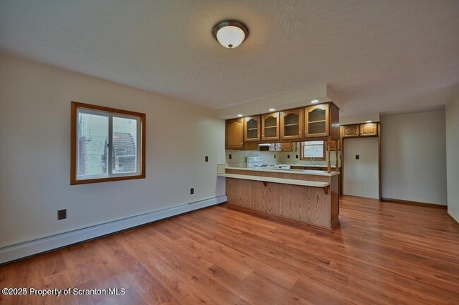 Building Photo - 189 Johnson St