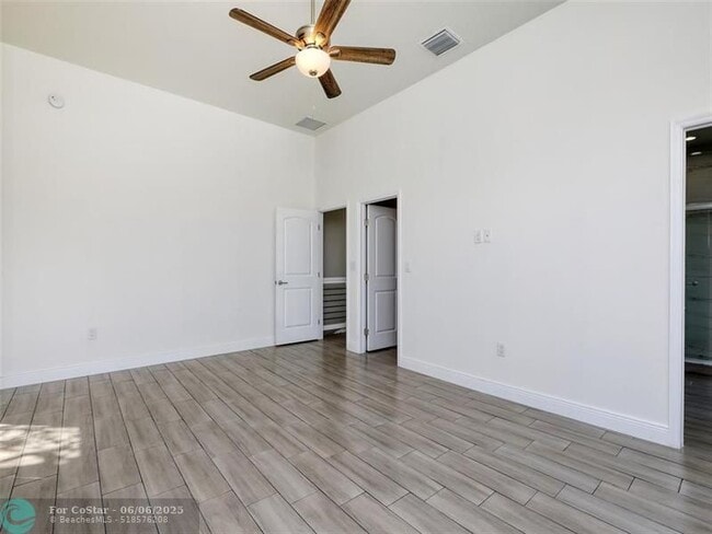 Building Photo - 116 NW 41st St