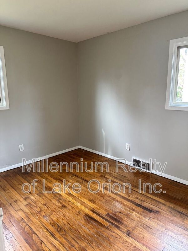 Building Photo - 397 Cameron Ave