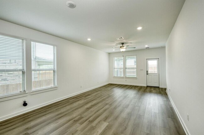 Building Photo - 436 Bristlecone Bend