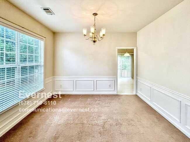 Building Photo - 707 Melilot Ln