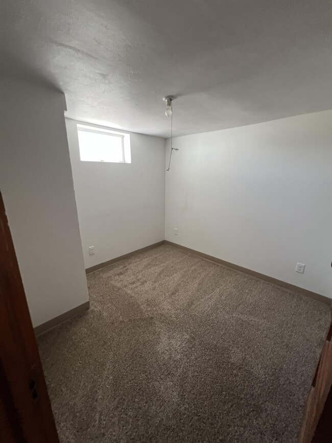 Building Photo - 714 Meeker St