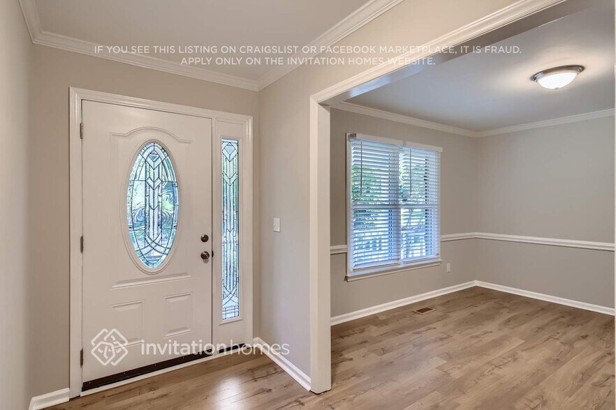 Building Photo - 6837 Van De Rohe Dr