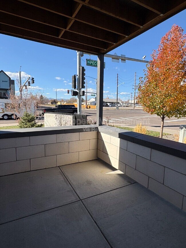 Building Photo - 1585 W 68th Ave