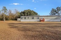 Building Photo - 3bd 2ba Mobile HOME FOR RENT!