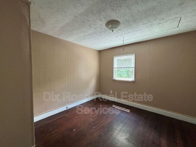 Building Photo - 112 Heaton Ave