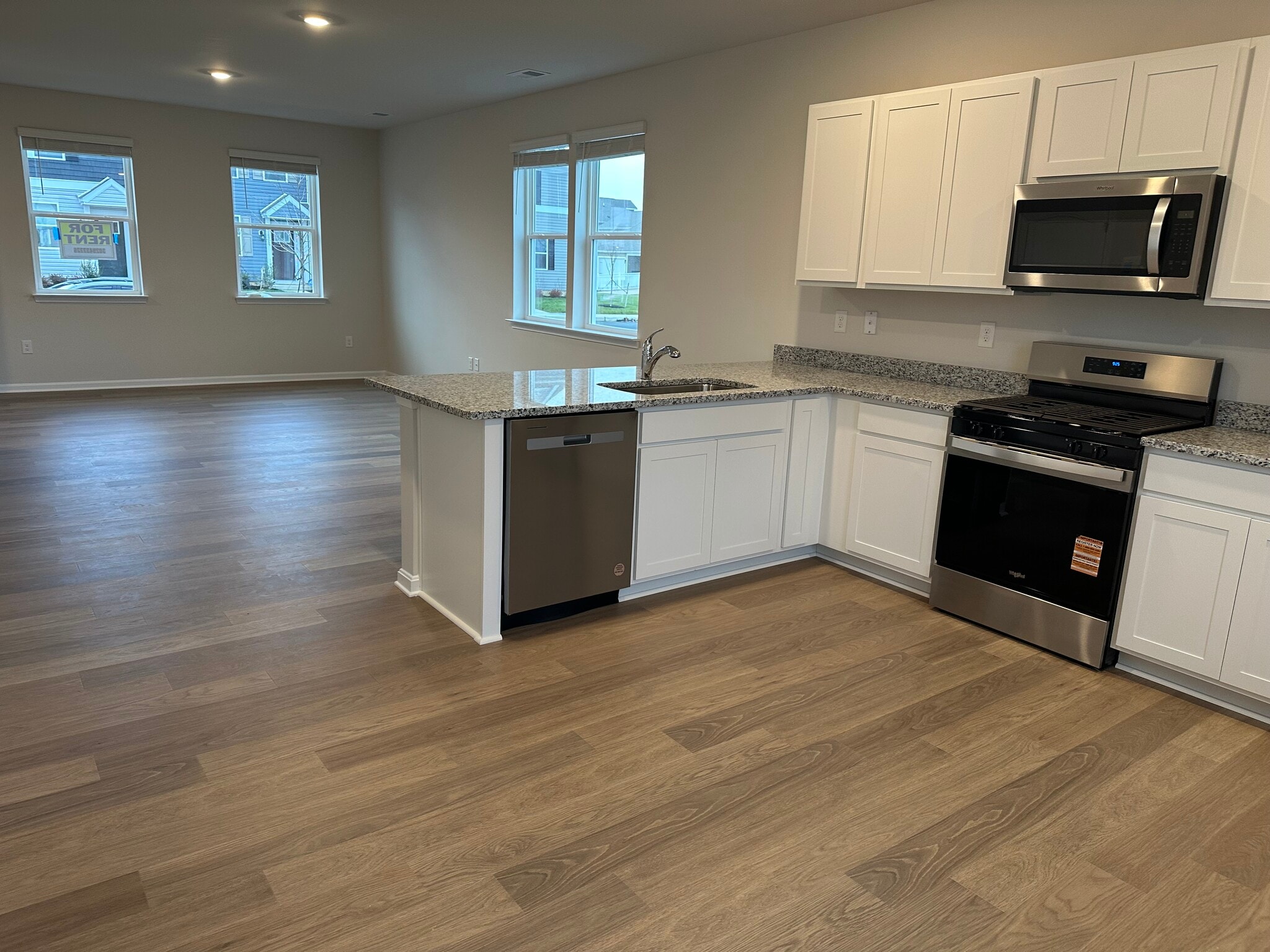 Building Photo - 10964 Farmerfield St