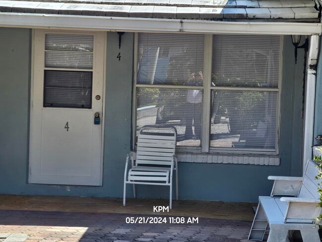 Building Photo - 115 Bravado Ln