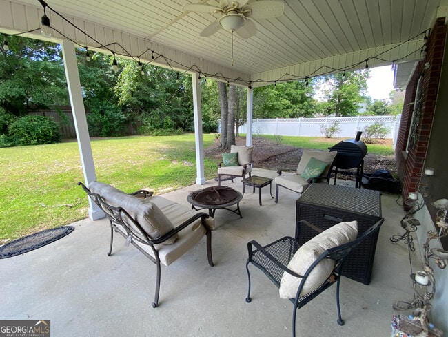 Building Photo - 418 Myrtle Crossing Ln