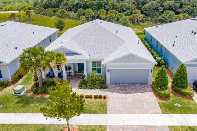 Building Photo - 10281 SW Captiva Dr