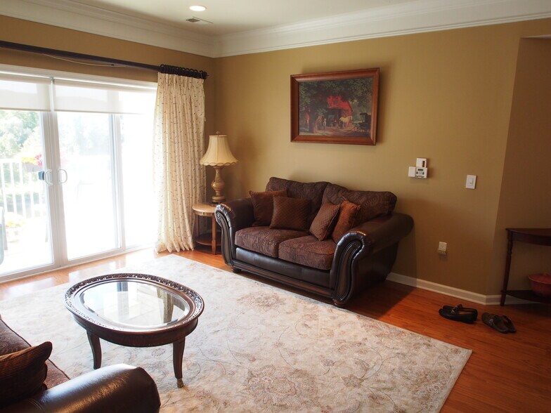Building Photo - 3412 Warrens Way