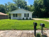 Building Photo - 1059 Eyers Rd