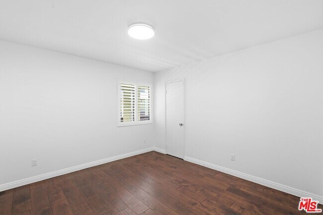 Building Photo - 2018 Griffith Park Blvd