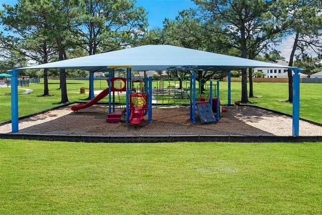 Building Photo - 16715 Red Falls Cir