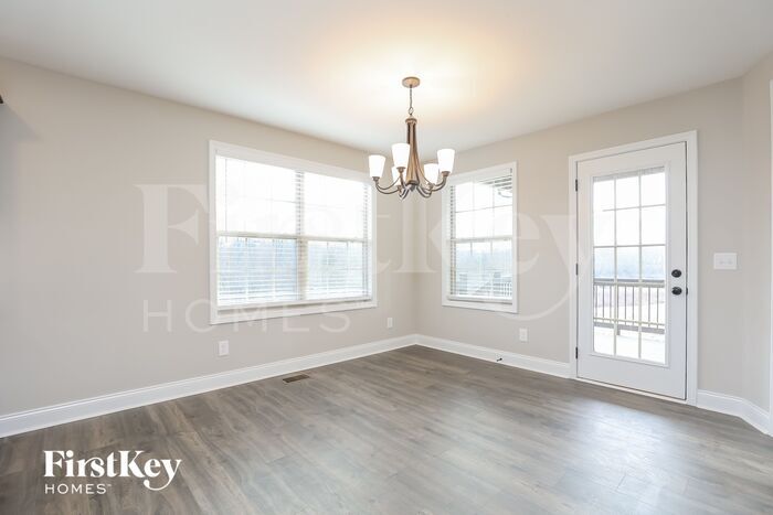 Building Photo - 719 Banister Dr