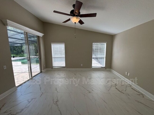 Building Photo - 1028 Kerwood Cir