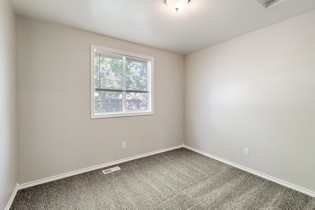 Building Photo - Remodeled Boise home with 4 bedrooms