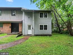 Building Photo - 133 Woodlake Dr