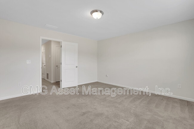 Building Photo - 6417 Mountain Home Way