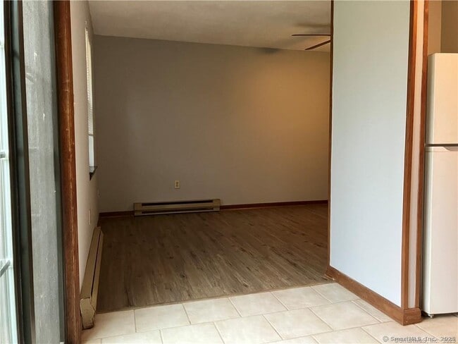 Building Photo - 65 Aspetuck Vlg