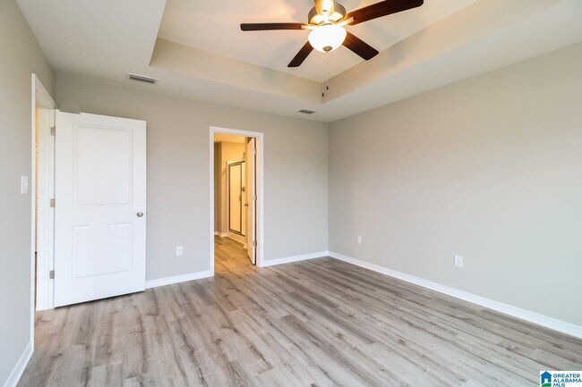 Building Photo - 1162 Hayward Lp