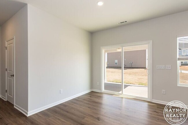 Building Photo - 44 Plantation Dr