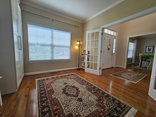 Building Photo - GRASSFIELD - Lauren's Cove