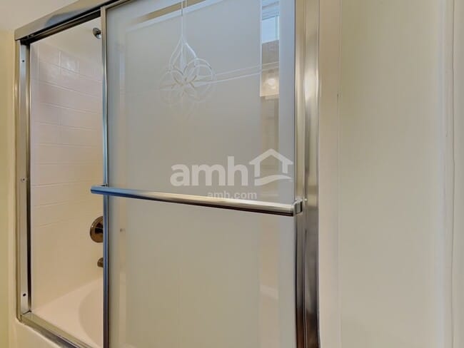 Building Photo - 5114 Wetlands Dr