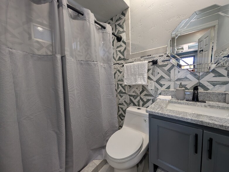 Building Photo - 3104 Red Sails Dr