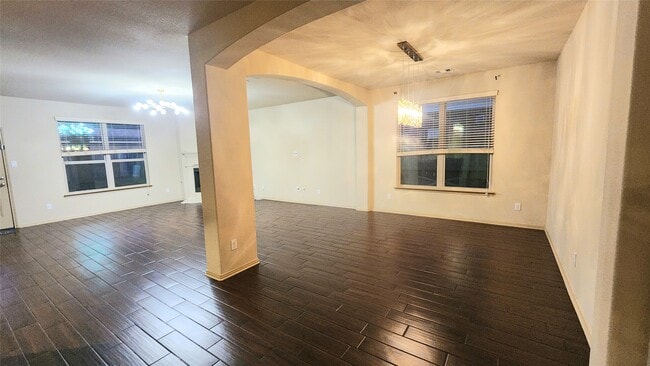 Building Photo - 4003 Hans St